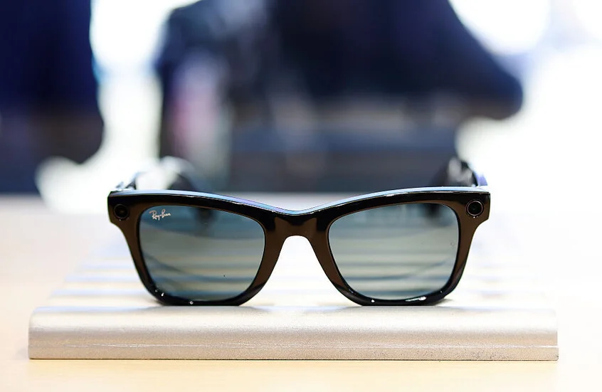 ميتا تفتح باب الطلب المسبق لنظاراتها الذكية لتعزيز الواقع المعزز