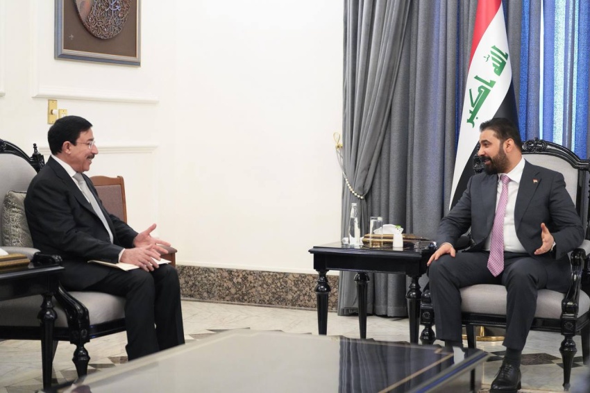Al-Zaidi Affirms to Al-Alaq the Necessity of Maintaining Economic Stability in Iraq