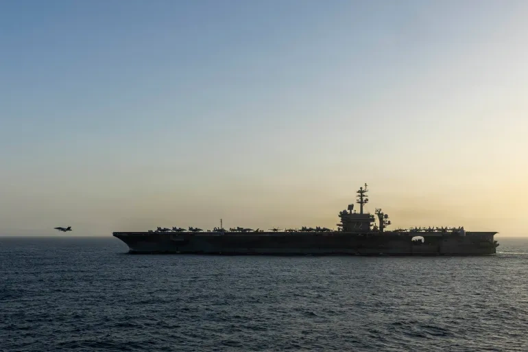 Navigational Data: 81 Ships Bypass Restrictions and Successfully Transit Hormuz Strait