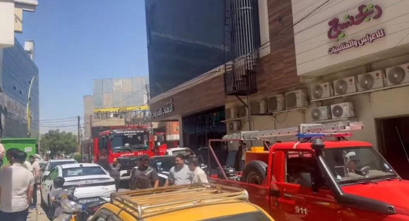 إنقاذ امرأة وطفلها بعد سقوط مصعد كهربائي في إحدى البنايات بالأعظمية