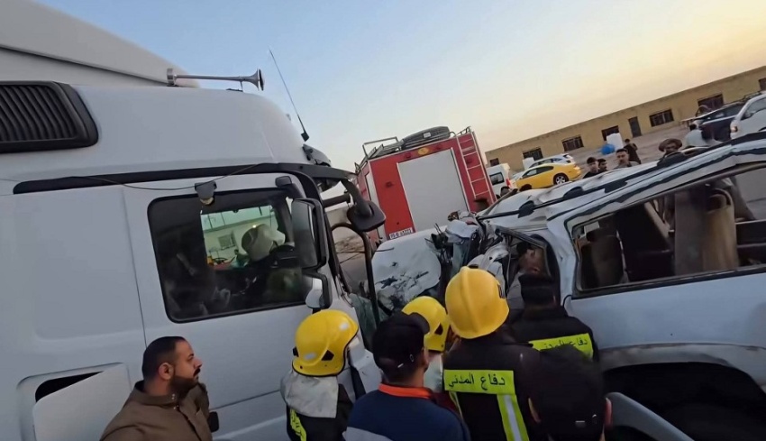 مصرع سبعة أشخاص وإصابتان بحالة حرجة بحادث مروري مروع جنوب الديوانية