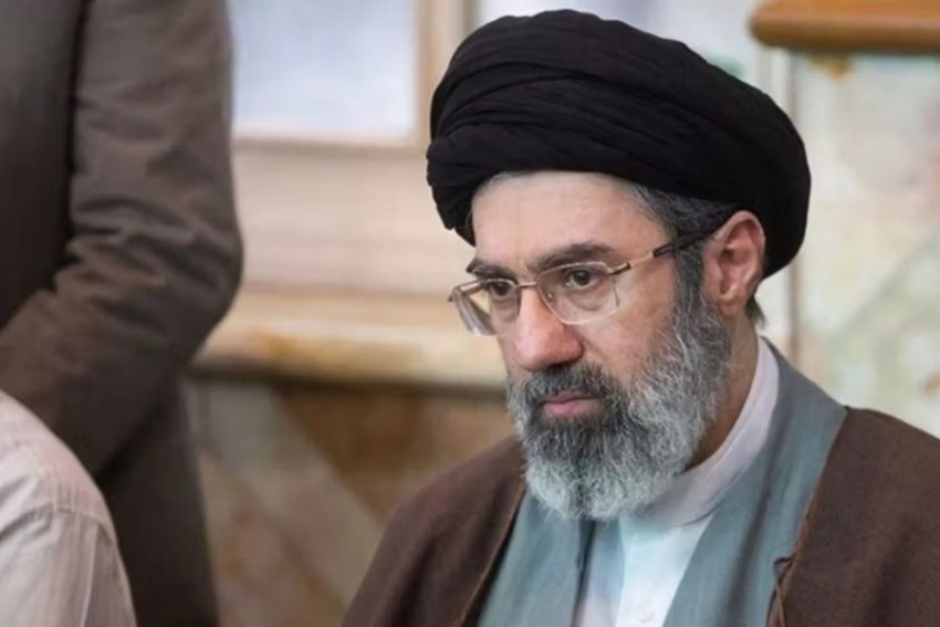 Iranian Leadership Calls for National Cohesion and Warns Against Divisive Attempts Following Enemy's Defeat