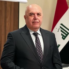 إعفاء مستشار رئيس الوزراء لشؤون المنافذ وتكليف بديل عنه ضمن تغييرات إدارية