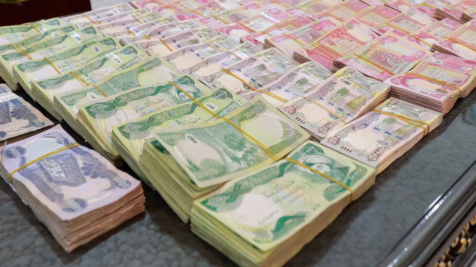 المالية العراقية تعلن إحصائية الموازنة حتى حزيران: 35.9 تريليون إيرادات والرواتب تتصدر الإنفاق