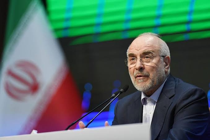 طهران تجدد موقفها الحاسم بشأن حركة تصدير النفط الإقليمية ومضيق هرمز