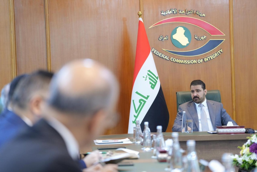 رئيس الوزراء يشدد على أهمية الدور الوقائي لهيئة النزاهة لوأد منظومة الفساد