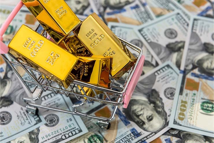 استمرار ارتفاع أسعار الدولار في الأسواق العراقية وسط استقرار نسبي للذهب