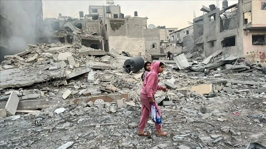 تضرر أكثر من مئة شقة سكنية جراء قصف استهدف مدينة غزة