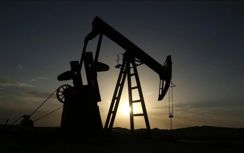 Slight Decline in Oil Prices with Brent Remaining Above $115 Supported by Supply Concerns